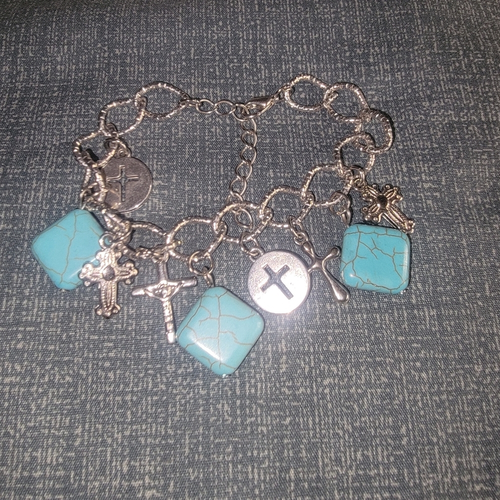 Misses faux Silver and turquoise  cross charms dangle Bracelet cute adjustable - Picture 3 of 7